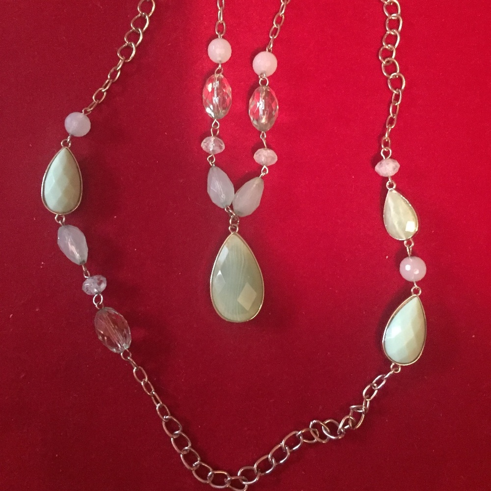 Charming Charlie double layer necklace